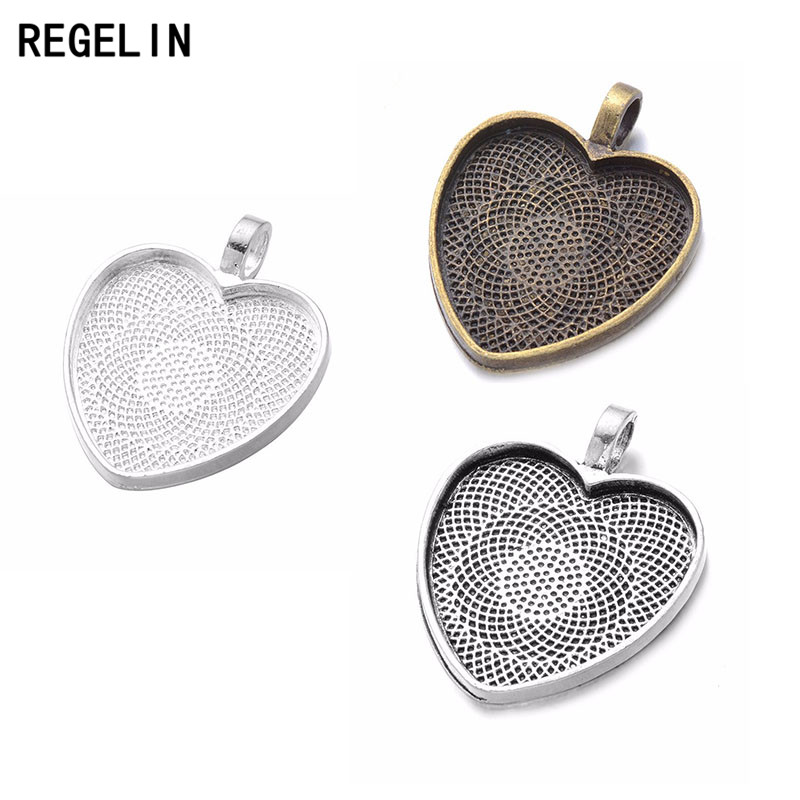 REGELIN-Cabochons en Forme de  - Bezels Set Pendant avis et prix